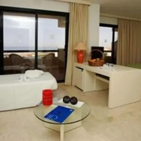 Ar Hotel