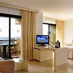 Ar Hotell 4*