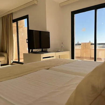 Ar Hotel