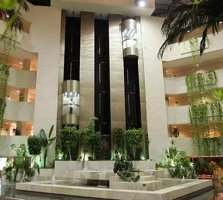 Ar 4*