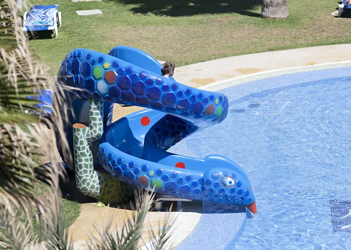 Ξενοδοχείο Ar 4*