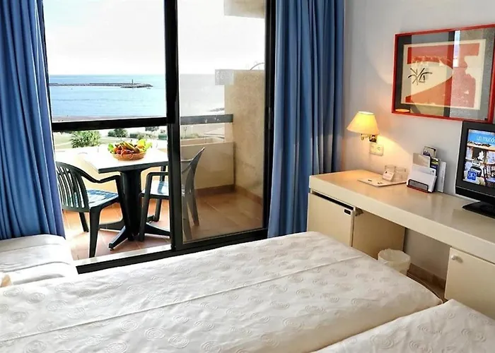 Ar Hotell 4*